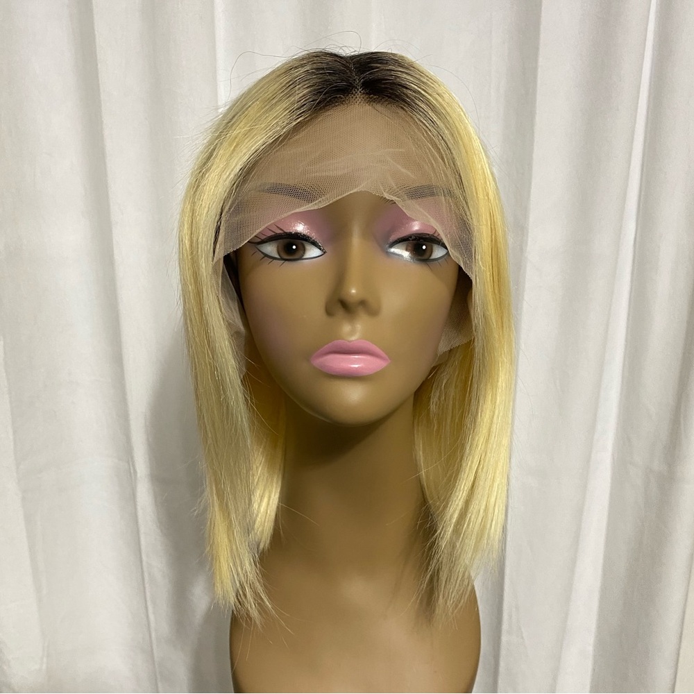Short Ombré Blonde Bob Wig 100% Human Hair Lace Front T Part Wig 12” Blunt Cut